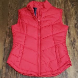 AERO XS RED PUFFER VEST